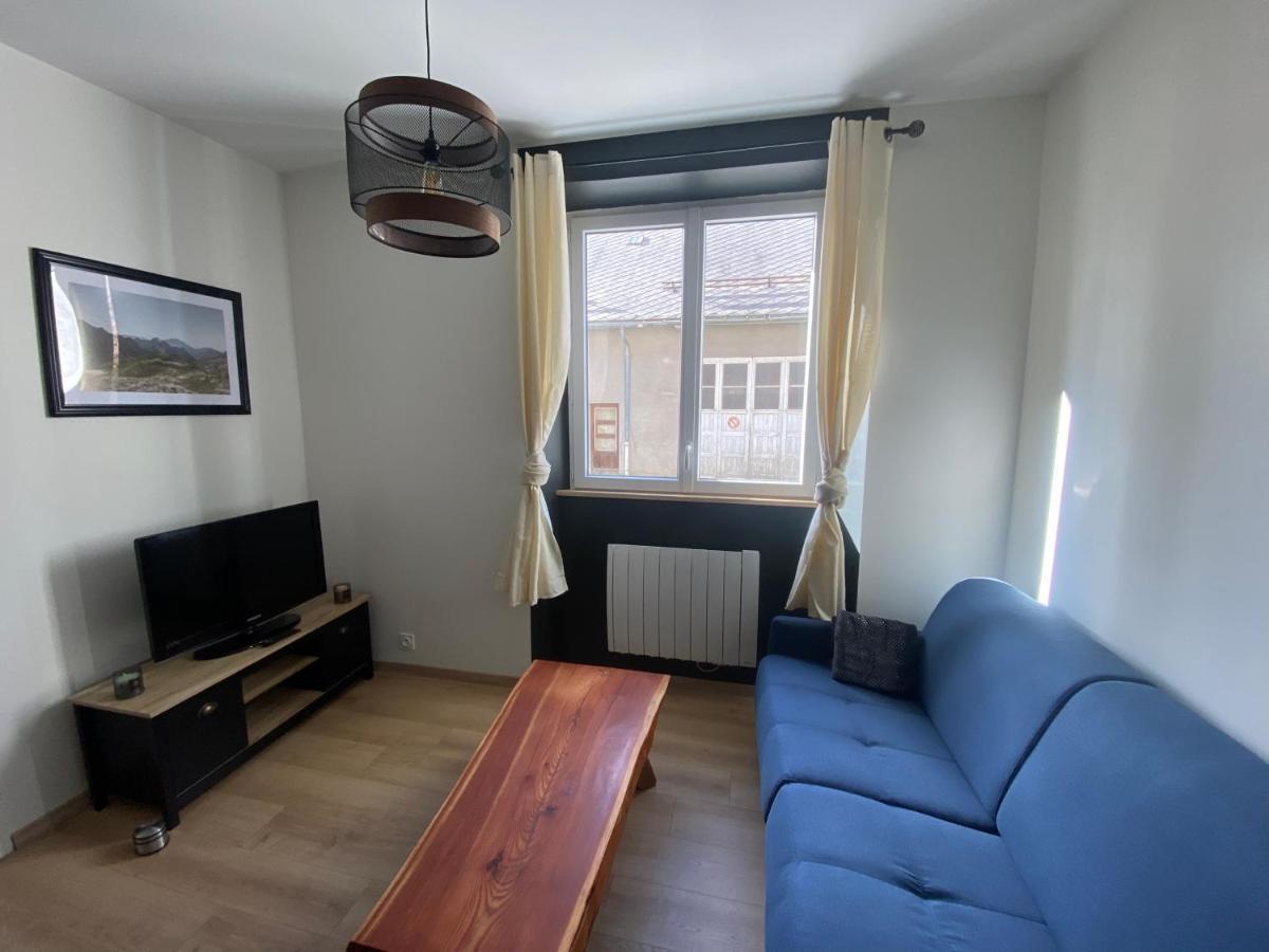 Apartament Le Cote Cour Barcelonnette Zewnętrze zdjęcie